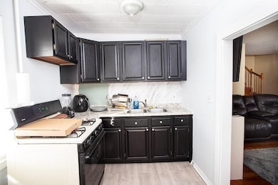 84 Orange St, Fall River, MA 02720 - photo 5