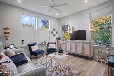 The Inlet unit 211, Ocean Springs, MS 39564 - photo 3