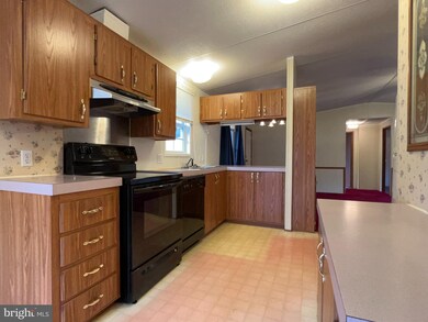 12222 Polktown Rd unit 114, Waynesboro, PA 17268 - photo 4