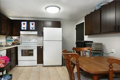 700 Robbins Ave unit 8, Dracut, MA 01826 - photo 6