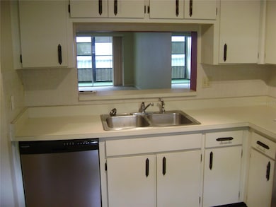 3077 Casa Del Sol Cir unit 207, Clearwater, FL 33761 - photo 5