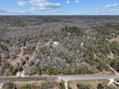 4278 Woods Creek Rd, Perry, FL 32347 - photo 2