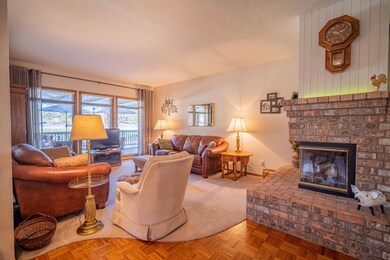 60721 Willow Creek Loop-11