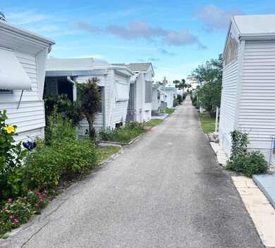 23 Hibiscus Dr unit I, Briny Breezes, FL 33435 - photo 6