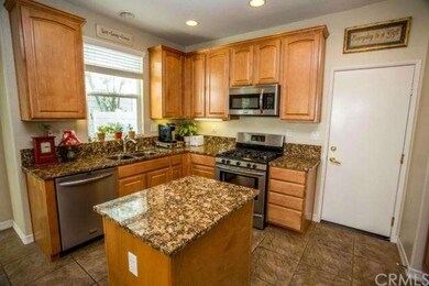 Upgraded Kitchen with granite, stainless, and dire