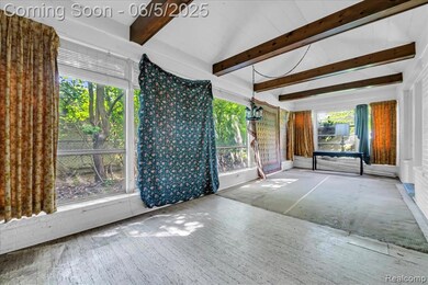 Four Season Room