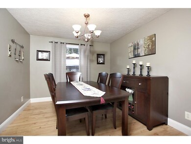 418 Musket Dr, Morrisville, PA 19067 - photo 6