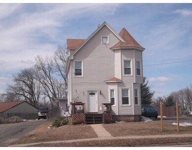 844 Berkshire Ave, Indian Orchard, MA 01151 - photo 2