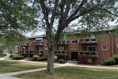 41 Tanager Rd unit 4102, Monroe, NY 10950 - photo 2