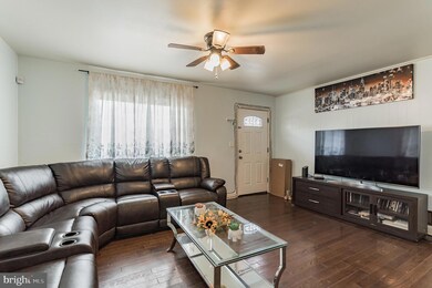 5207 60th Ave, Hyattsville, MD 20781 - photo 4