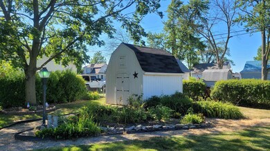 1010 W Race St, Portland, IN 47371 - photo 5