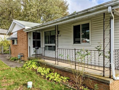 2164 E 40th St, Lorain, OH 44055 - photo 2