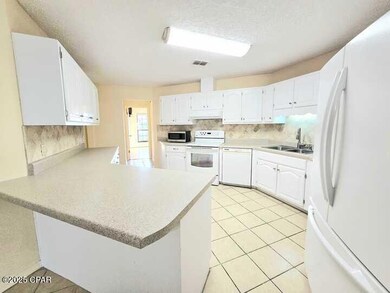 5309 Robert Holmes Dr unit 8, Panama City, FL 32404 - photo 2