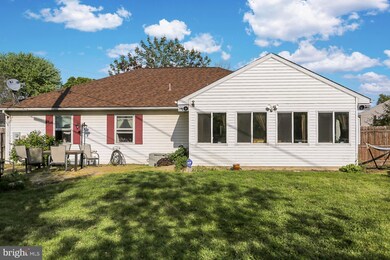 801 Rainbow Ave, Reading, PA 19605 - photo 4