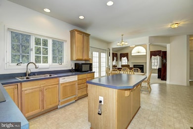 11312 Knights Landing Ct, Laurel, MD 20723 - photo 7