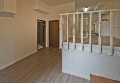 8117 Upper Ridge Rd, Everett, WA 98203 - photo 3