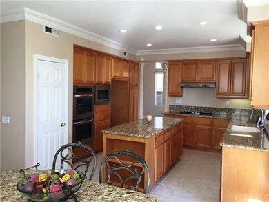 Entertainers dream kitchen, complete with beautifu