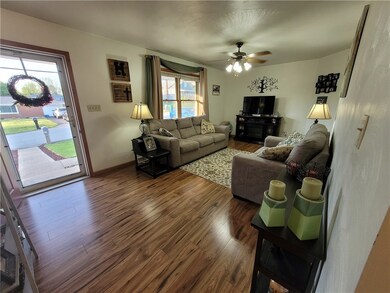 1023 Saint Clair St, Latrobe, PA 15650 - photo 7