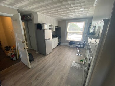 34 Chestnut St unit 1, Wakefield, MA 01880 - photo 2