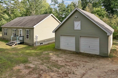 385 Beede Flats Rd, South Tamworth, NH 03883 - photo 2