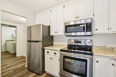 3150 Glen Oaks Ave unit 104A, Saint Paul, MN 55110 - photo 2