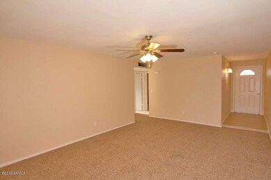 318 E Jacaranda St, Mesa, AZ 85201 - photo 6