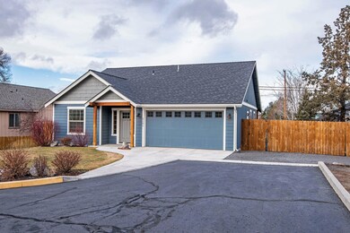 2101 NW Larchleaf Ln Redmond-print-002-0