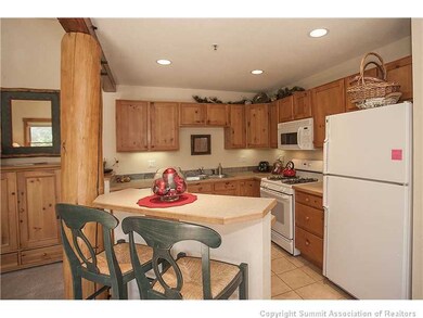 Kitchen. Trappers Crossing 8755 - Kitchen