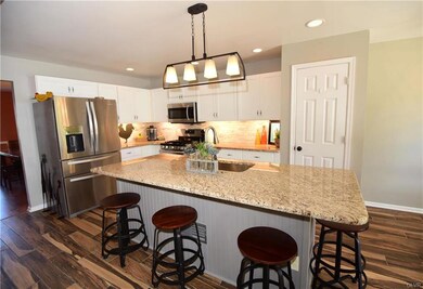 2159 Greenmeadow Dr, Macungie, PA 18062 - photo 6