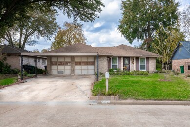 6418 King Post Dr, Houston, TX 77088 - photo 2