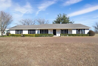 1228 Tate Cir, Sherman, TX 75090 - photo 2