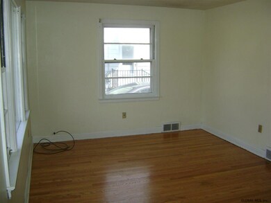 53 Wilkins Ave, Albany, NY 12205 - photo 6