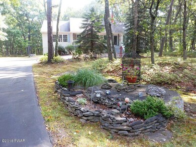 807 E Spur Ct, Hawley, PA 18428 - photo 5