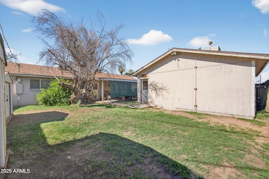 8235 N 35th Dr, Phoenix, AZ 85051 - photo 6