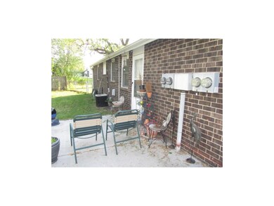 5929 Pflumm Rd, Shawnee, KS 66216 - photo 3