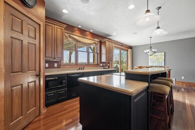 Kitchen Walk In Pantry