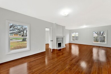 5608 E Park Hollow Dr, Wichita, KS 67208 - photo 6