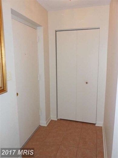 2217 Lowells Glen Rd unit B, Parkville, MD 21234 - photo 2