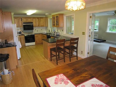 19 Scott Ln, Greenwich, CT 06831 - photo 2