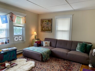 19 Melbourne Ave unit 2, Newton, MA 02460 - photo 3