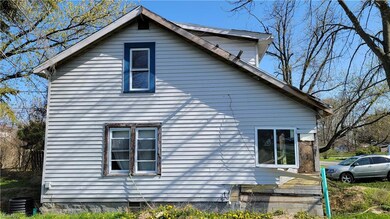 620 Pasadena Ave, Sheffield Lake, OH 44054 - photo 3