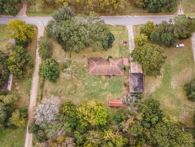 3180 County Road 145, Alvin, TX 77511 - photo 4