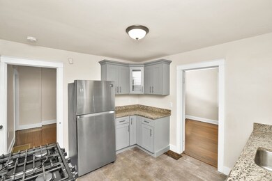 99 Ruggles St unit 99, Quincy, MA 02169 - photo 6