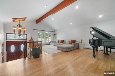 45 Center St, Englewood Cliffs, NJ 07632 - photo 5