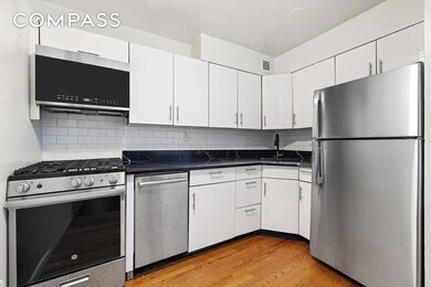 211 Thompson St unit LJ, New York, NY 10012 - photo 3