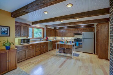 2390 White Oak Tr, Dunn, WI 53575 - photo 6