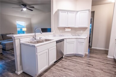 914 Ethan James St, Elkins, AR 72727 - photo 6