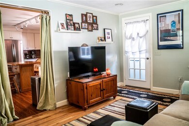 32 Myrtle Ave, Riverside, RI 02915 - photo 3