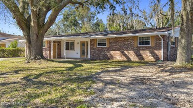 10656 Bolyard Dr, Jacksonville, FL 32218 - photo 2