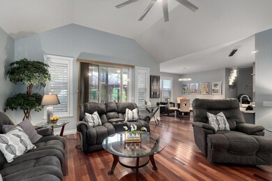 766 S Hackberry Ave-19